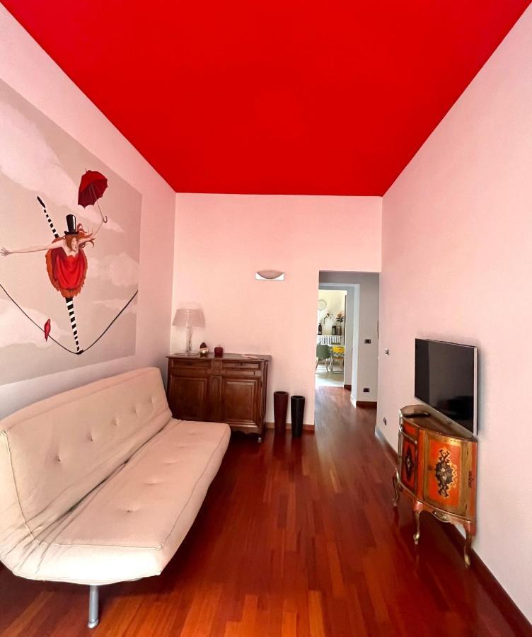 Appartamento Su Cortile Magico Turin Bagian luar foto